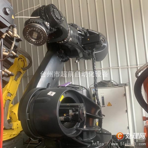 二手噴涂機(jī)器人