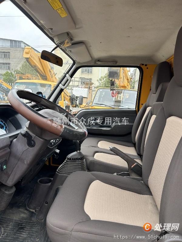 二手高空作業(yè)車
