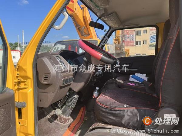 二手高空作業(yè)車