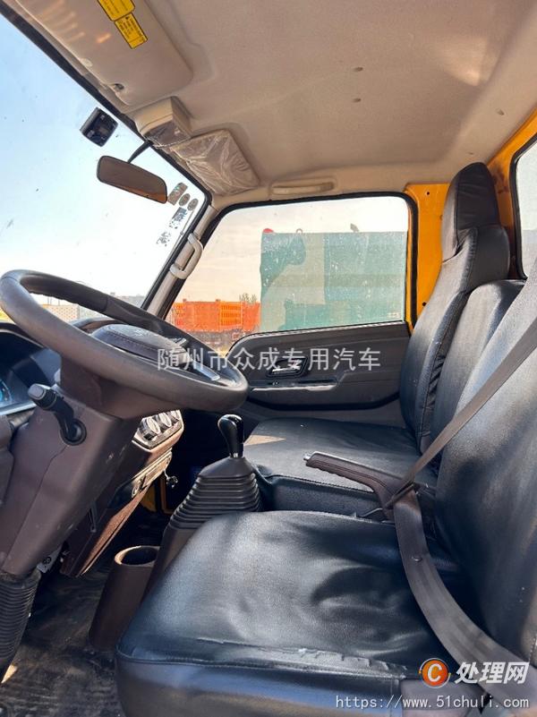 二手高空作業(yè)車