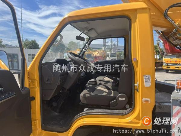 二手高空作業(yè)車