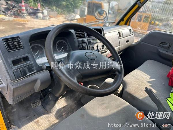 二手高空作業(yè)車