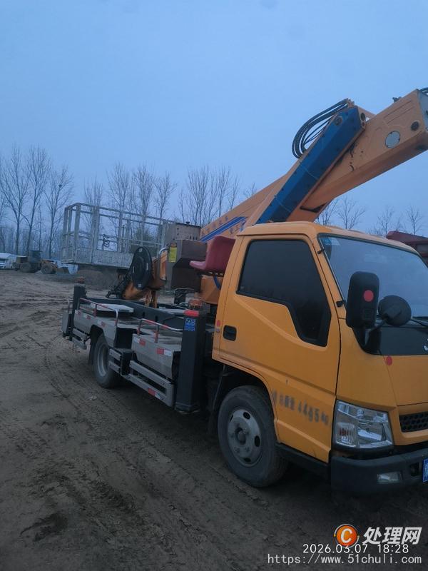 二手高空作業(yè)車