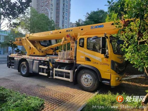二手汽車吊