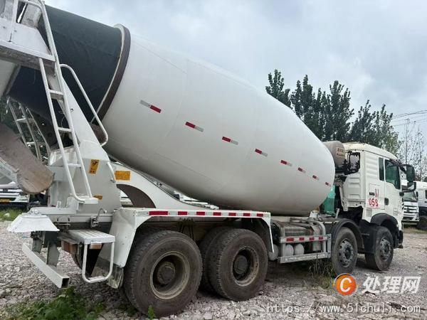 二手混凝土攪拌罐車(chē)