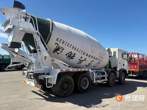 二手混凝土攪拌罐車(chē)