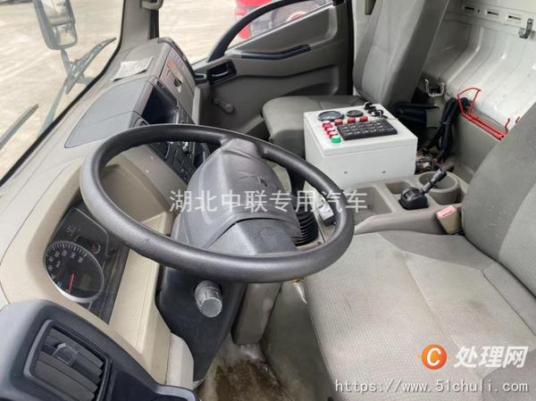 二手掃路車