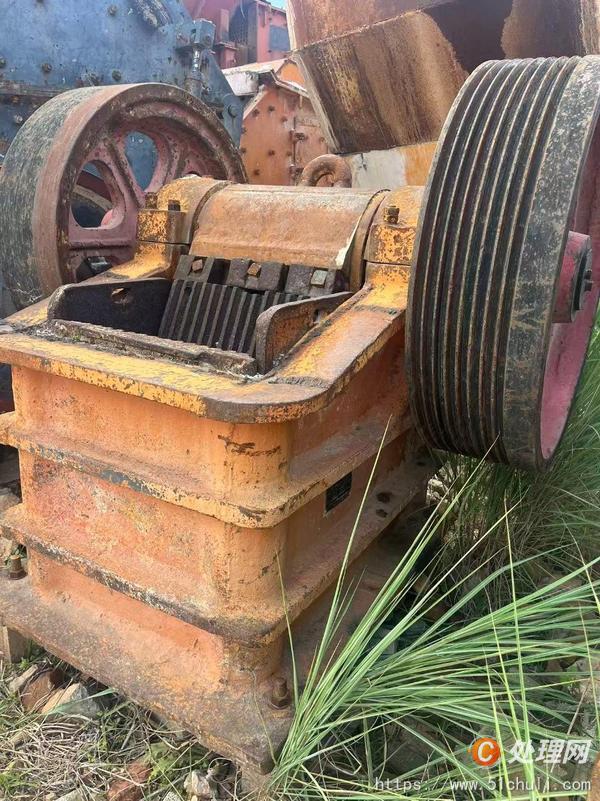 二手顎式破碎機(jī)