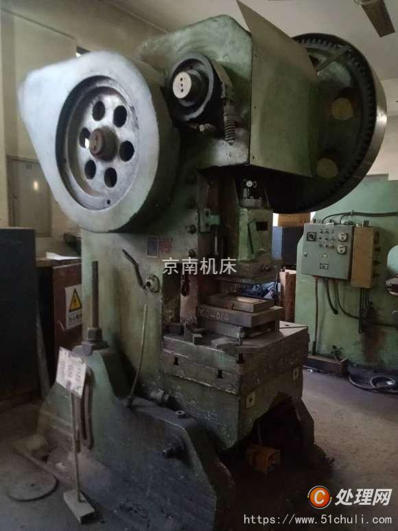 大  连经营冲床收购 折弯机 剪板机 激光切割机 重压机等上门买卖