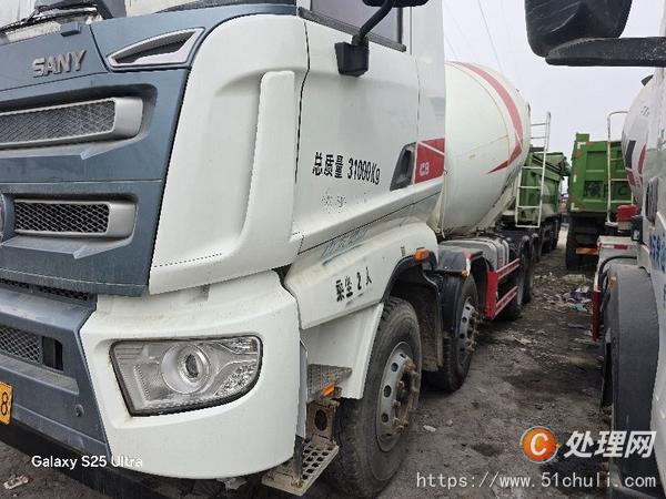 二手混凝土攪拌罐車(chē)