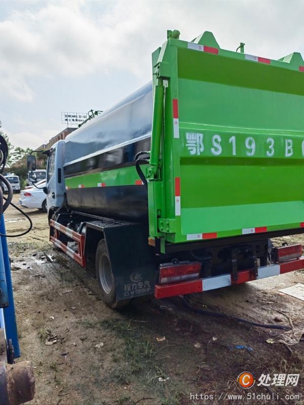 二手掛桶式垃圾車