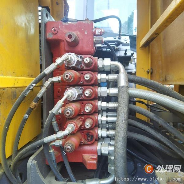二手挖掘機(jī)