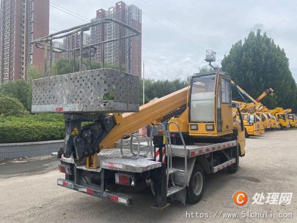 二手高空作業(yè)車