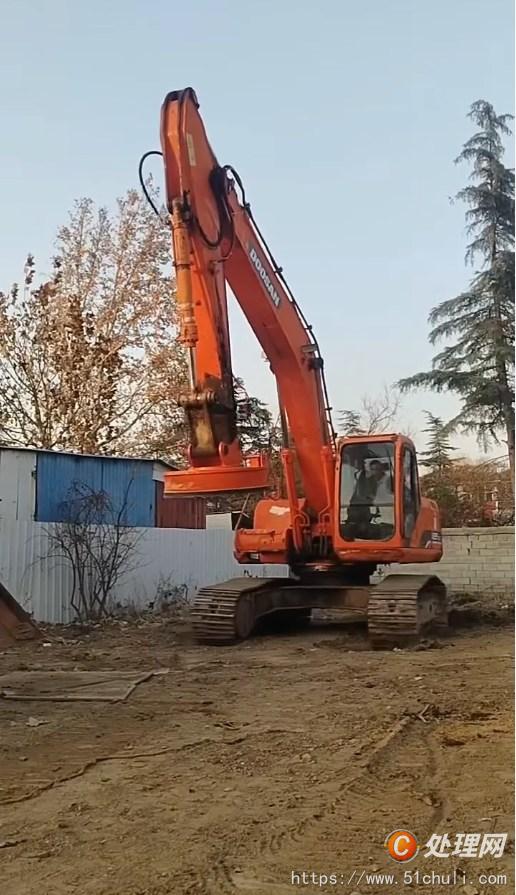二手挖掘機