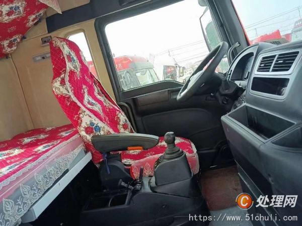 二手牽引車