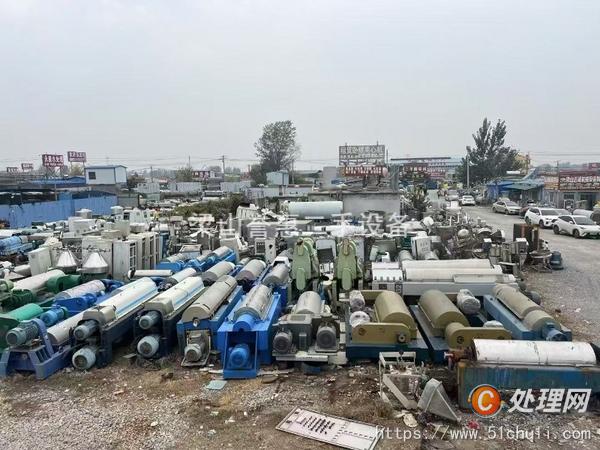 二手臥式離心機(jī)
