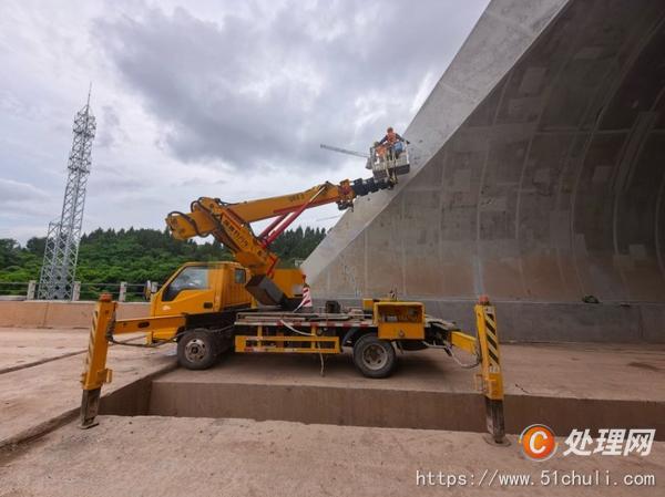 二手高空作業(yè)車