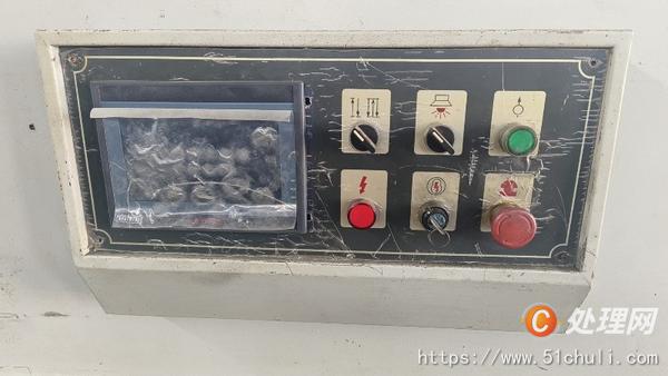 二手剪板機