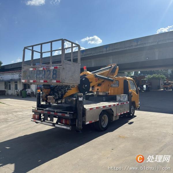 二手高空作業(yè)車