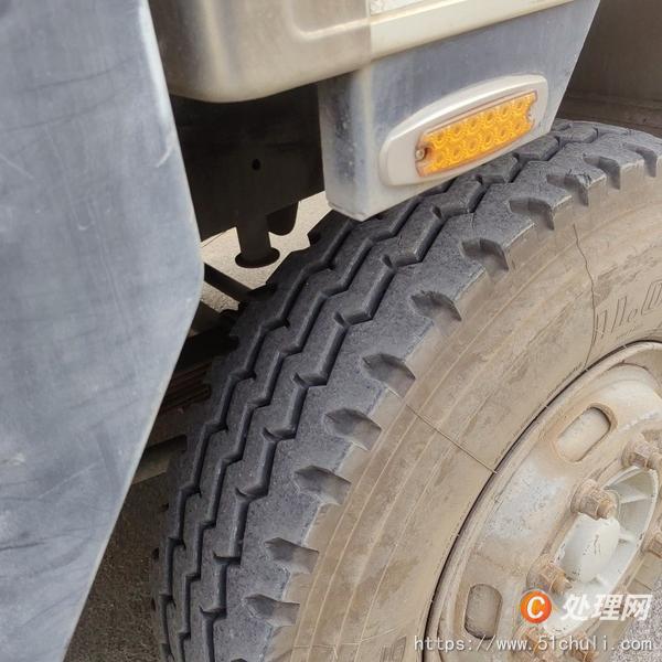 二手汽車吊