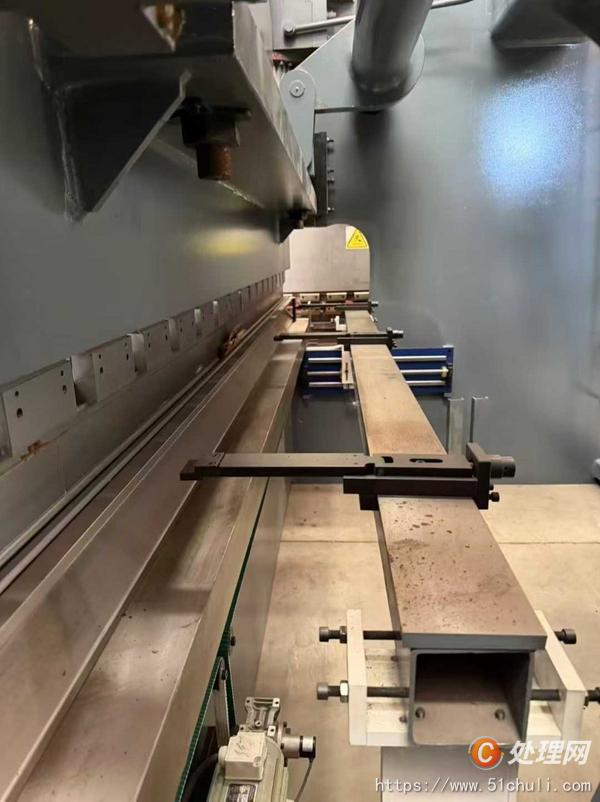 二手折彎機