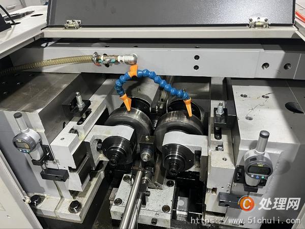 二手滾絲機