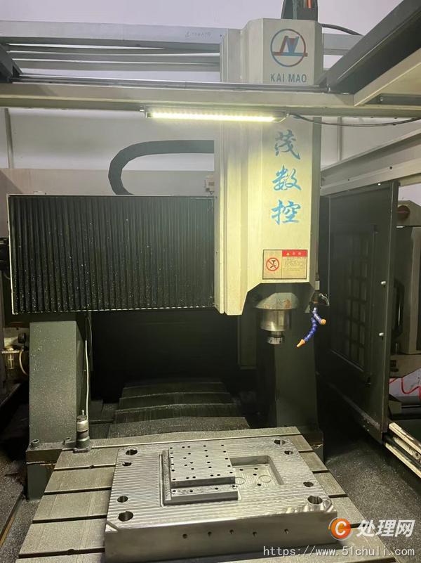 二手?jǐn)?shù)控雕刻機(jī)