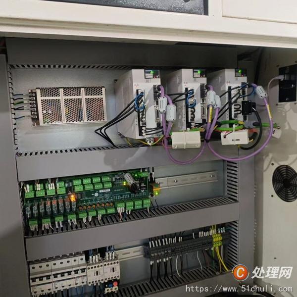 二手?jǐn)?shù)控雕刻機(jī)