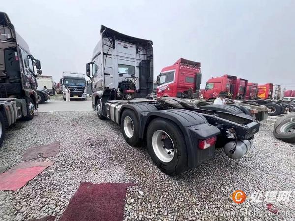 二手牽引車