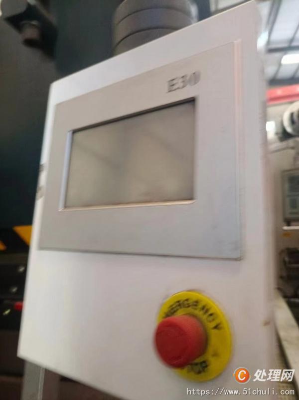 二手折彎機