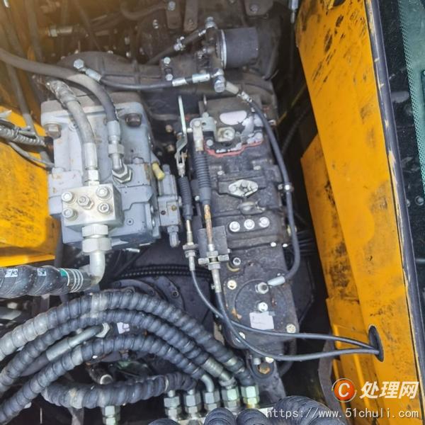 二手挖掘機(jī)