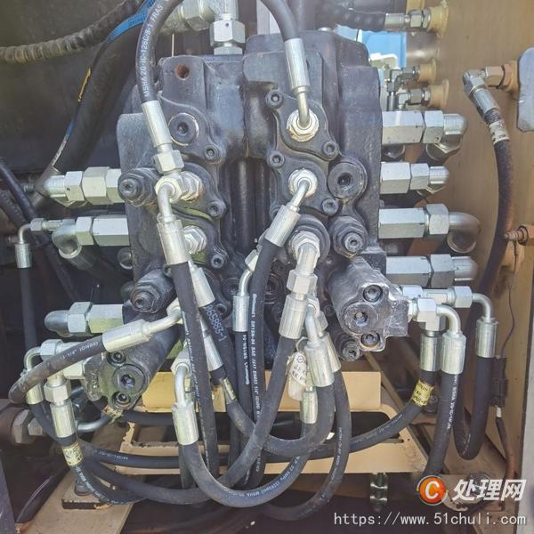 二手挖掘機