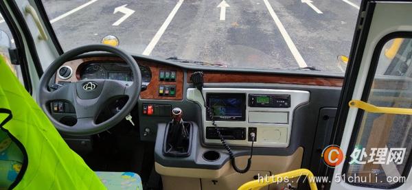 二手校車