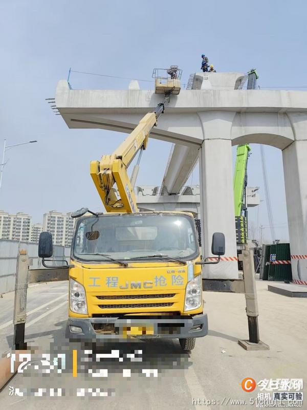 二手高空作業(yè)車