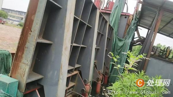 二手壓塊機(jī)