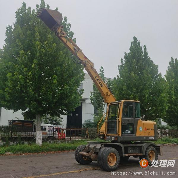 二手挖掘機