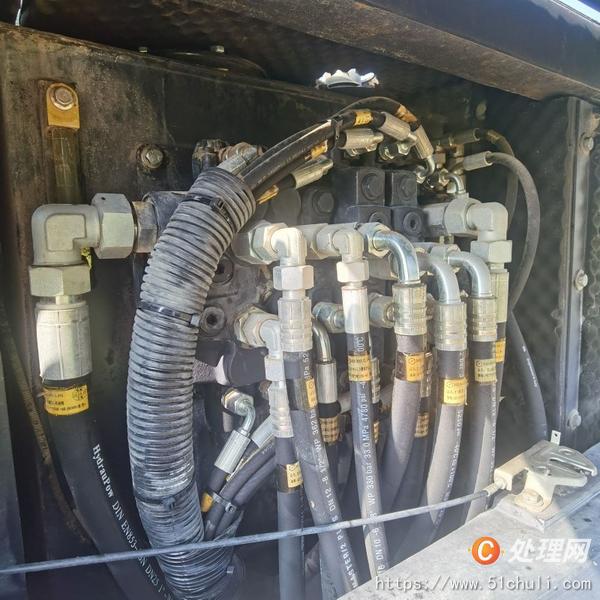 二手挖掘機(jī)