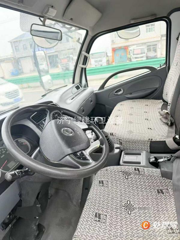 二手灑水車