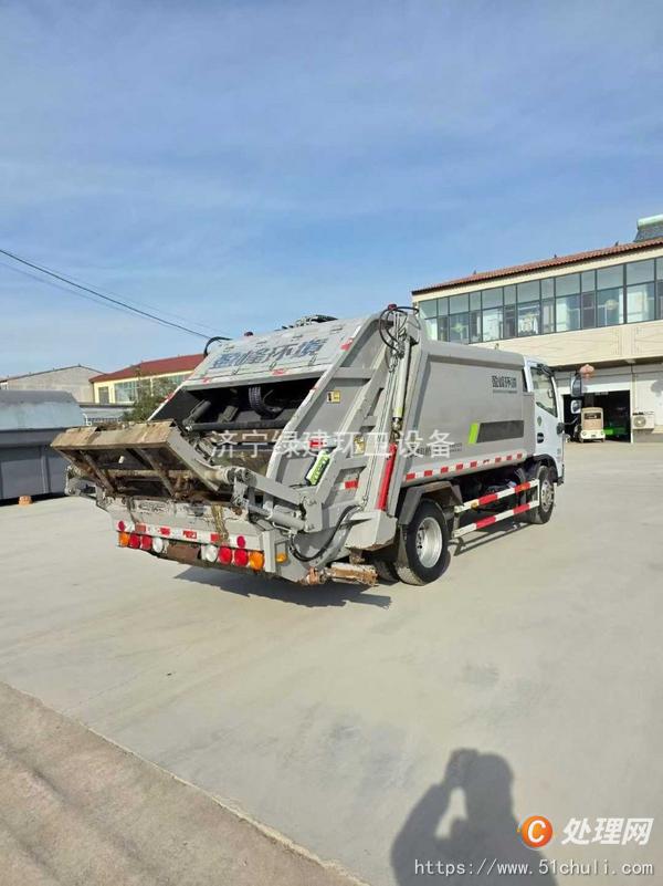 二手壓縮式垃圾車