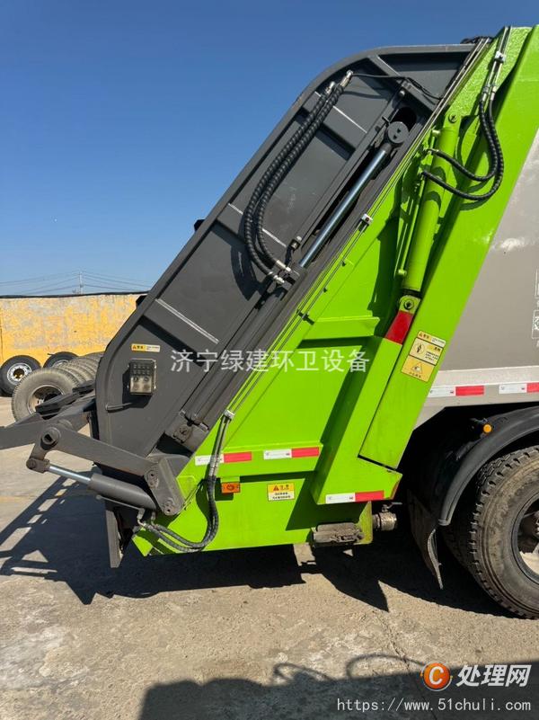 二手壓縮式垃圾車