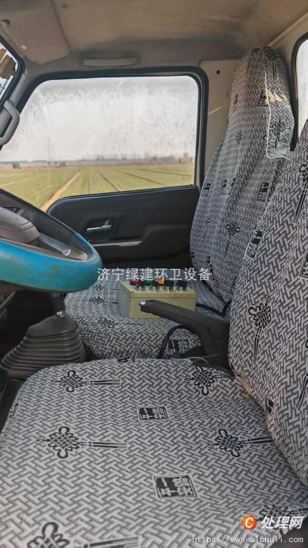 二手壓縮式垃圾車