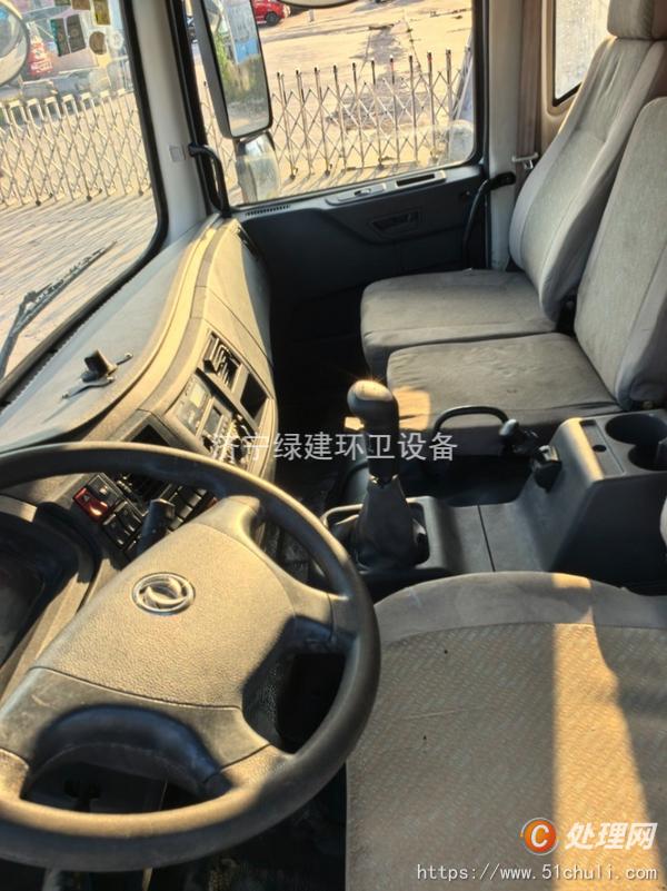 二手灑水車(chē)