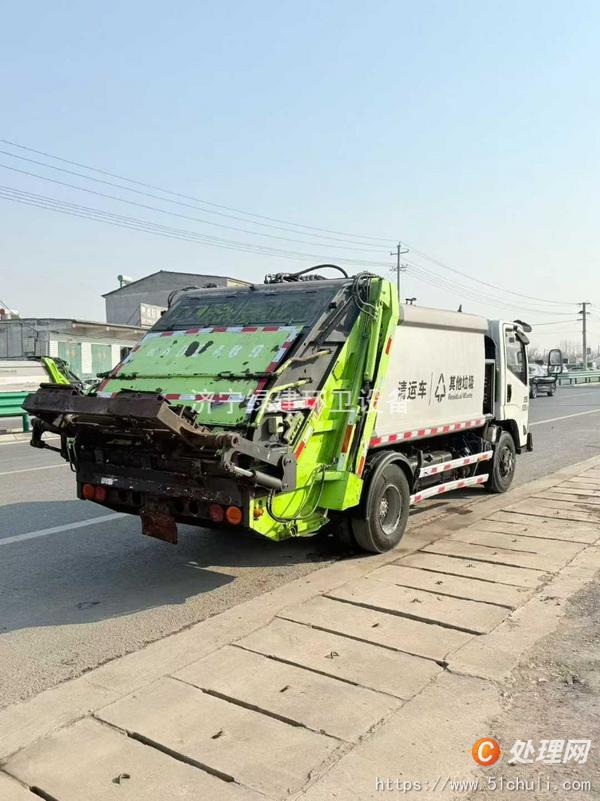 二手壓縮式垃圾車