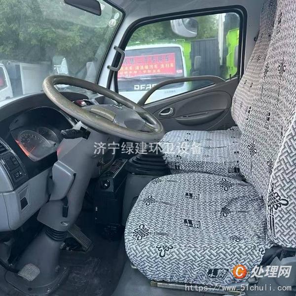 二手掛桶式垃圾車
