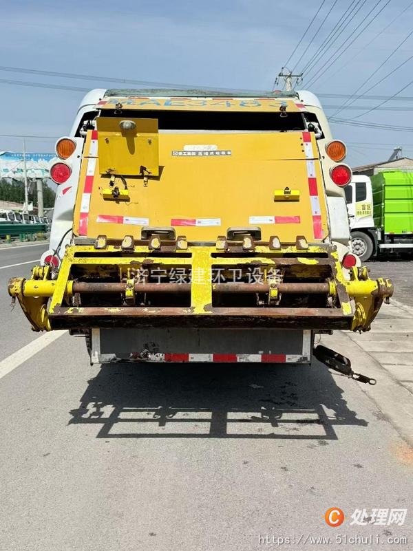 二手壓縮式垃圾車