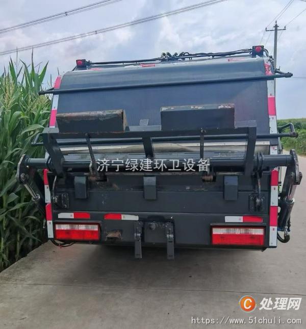 二手壓縮式垃圾車