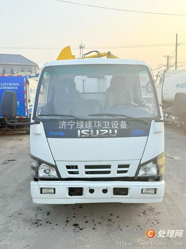二手掛桶式垃圾車(chē)