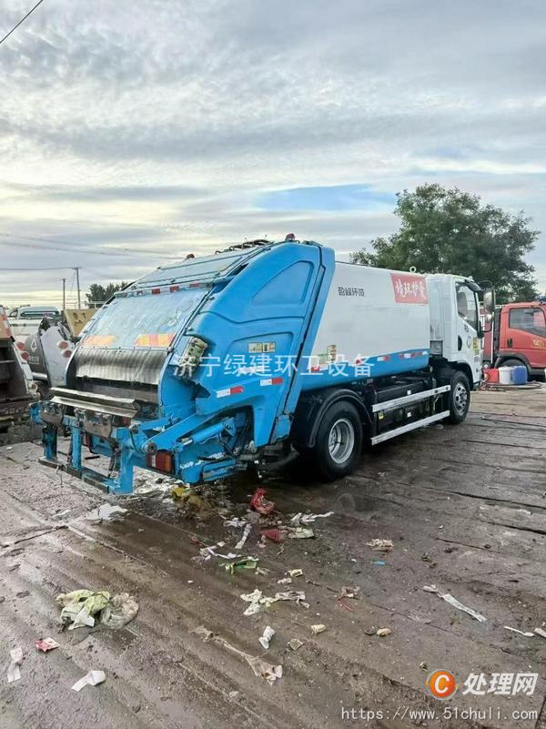 二手壓縮式垃圾車
