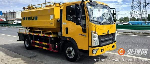 二手清洗吸污車(chē)