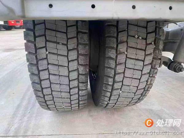 二手牽引車